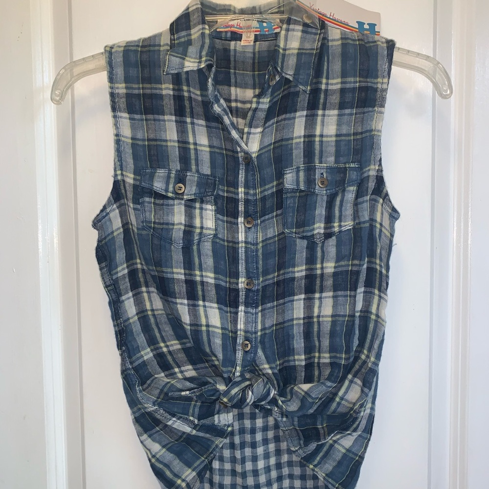 NWT Girls sleeveless woven top